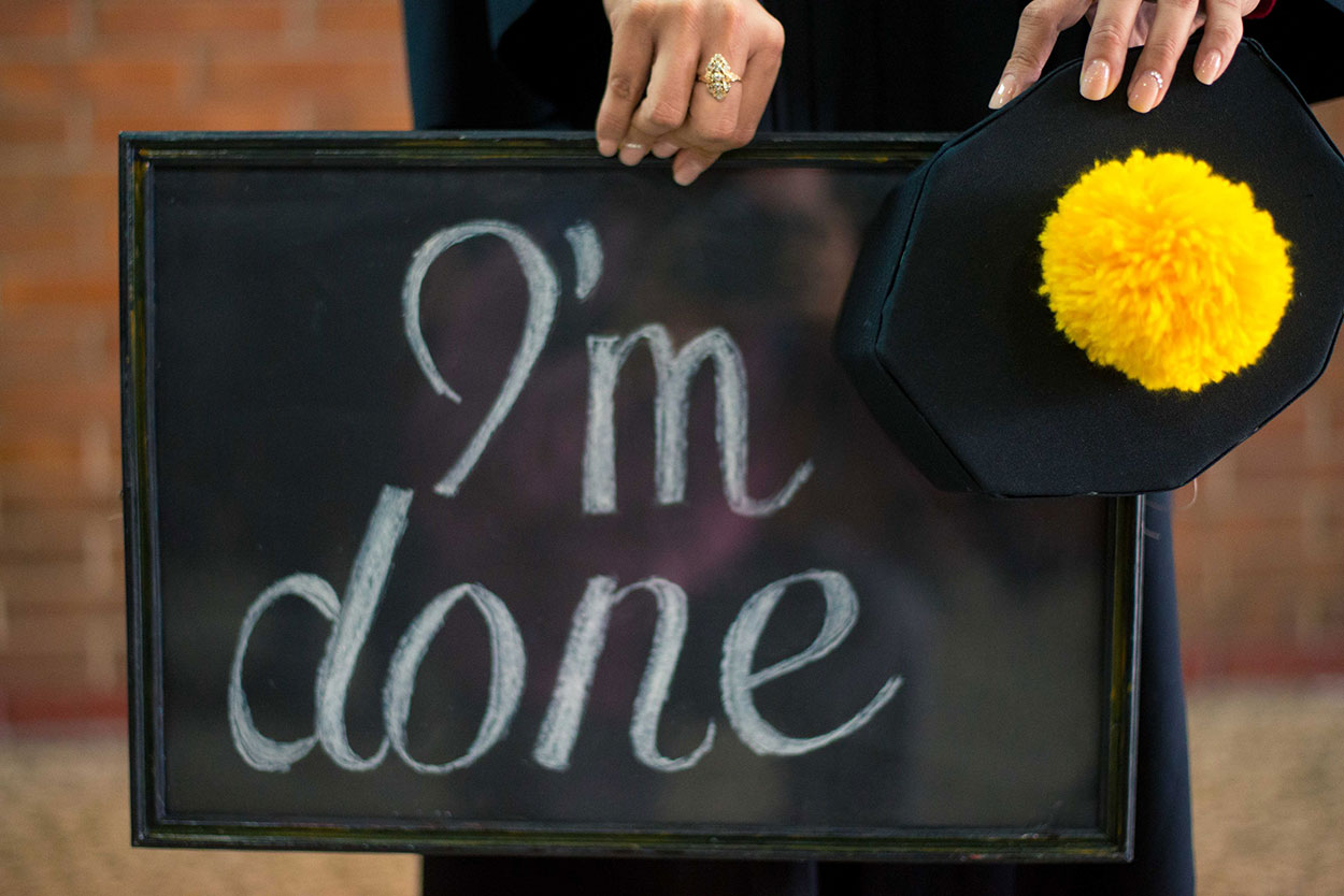 graduacion en universidad san carlos