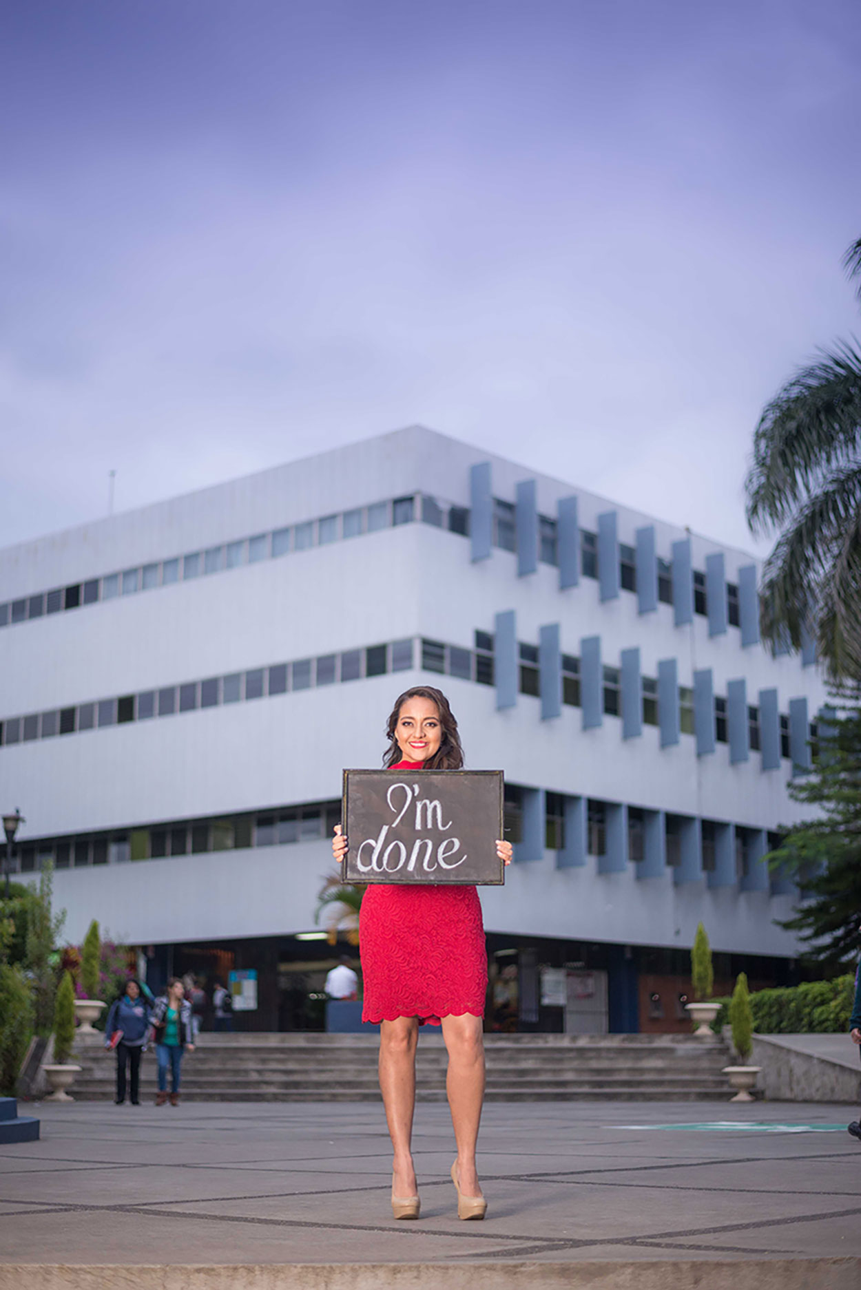 graduacion en universidad san carlos